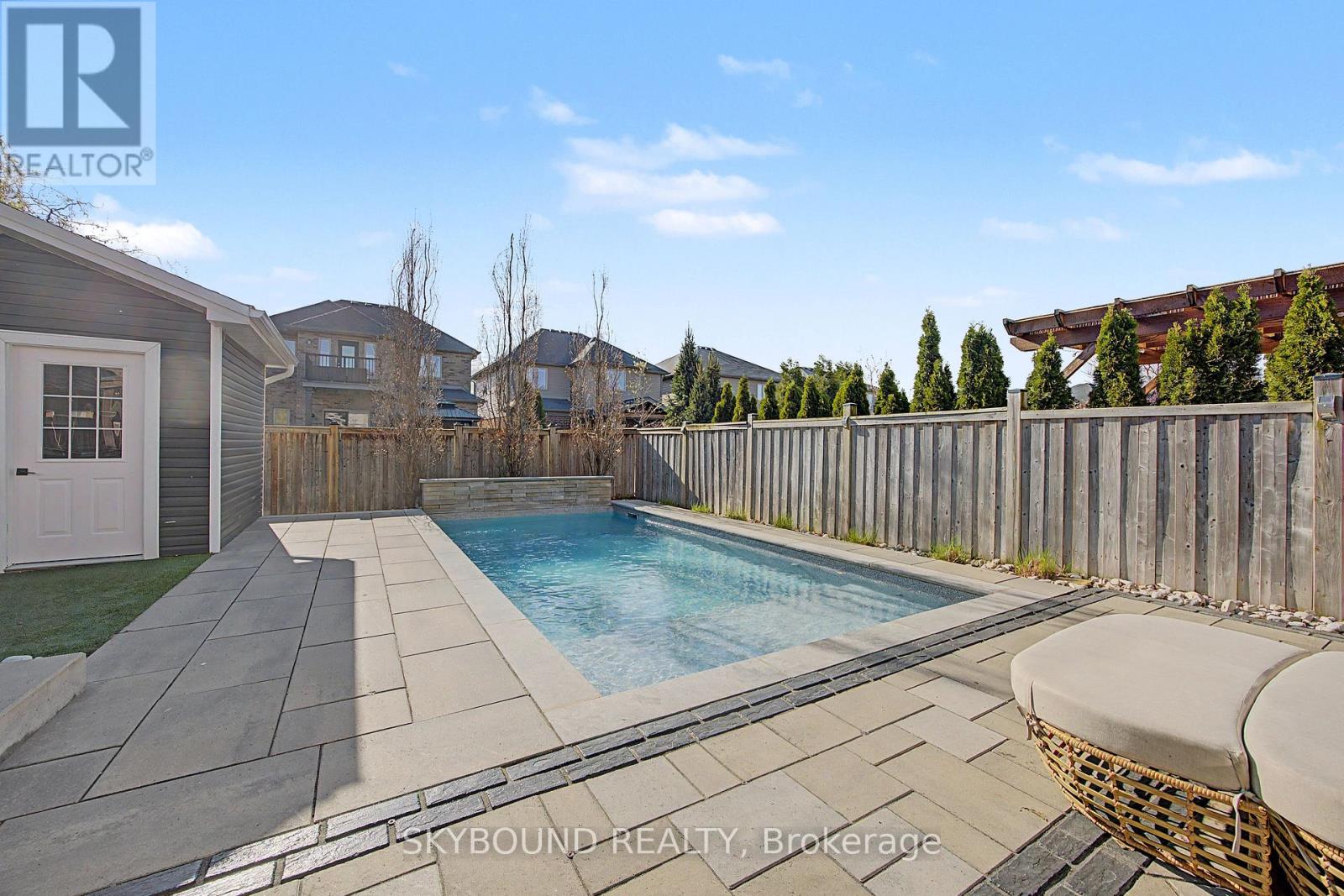 53 DIANA AVENUE - 43