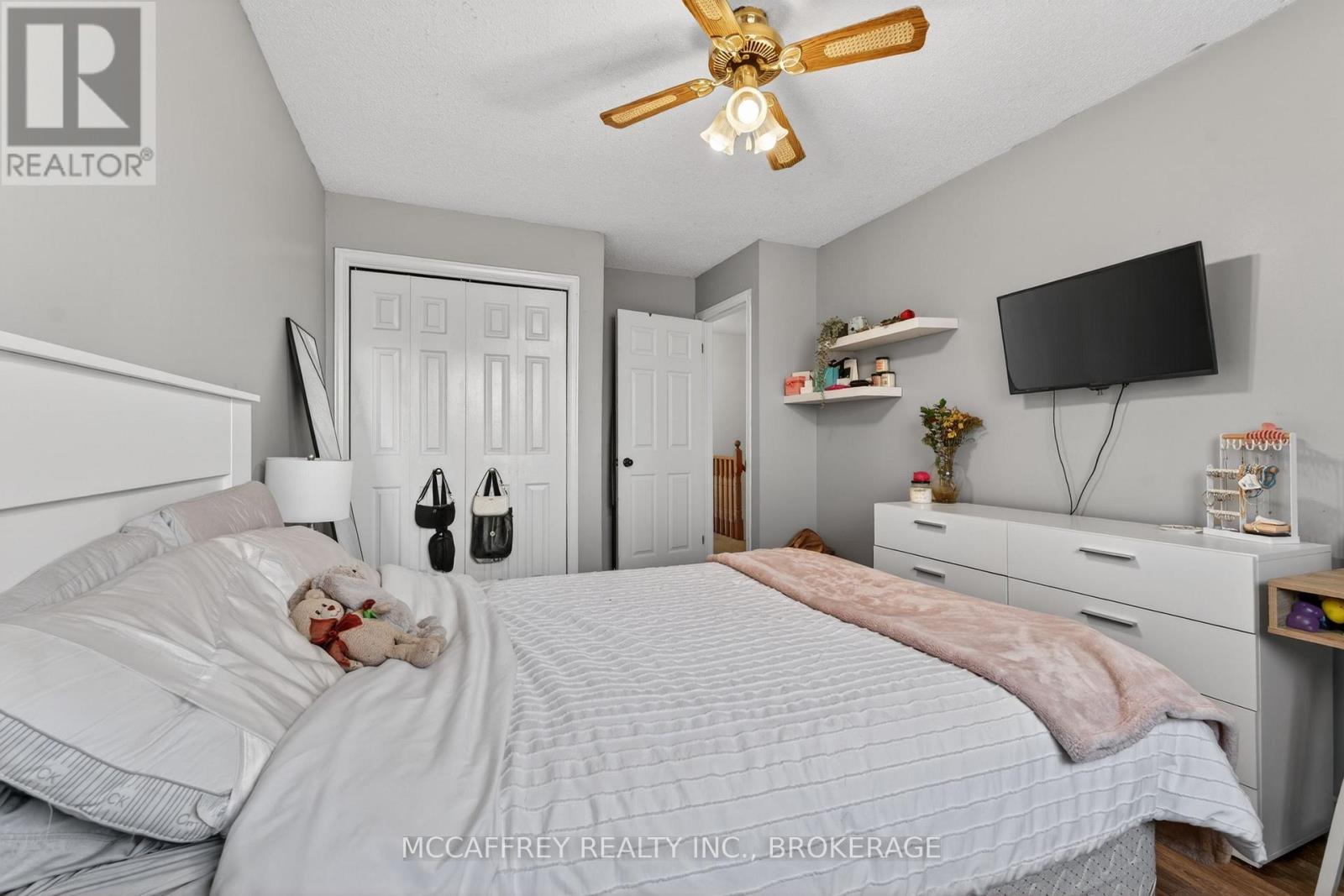 596 WHISTLER TERRACE - 18