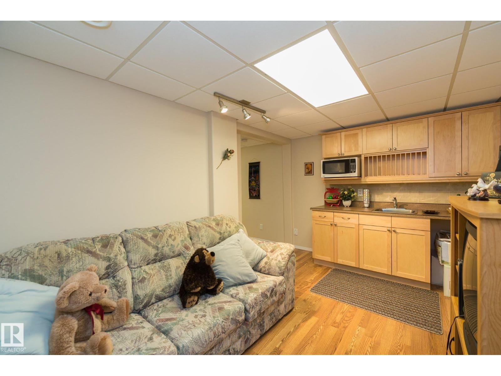 243 HILLIARD GREEN GR NW, Edmonton