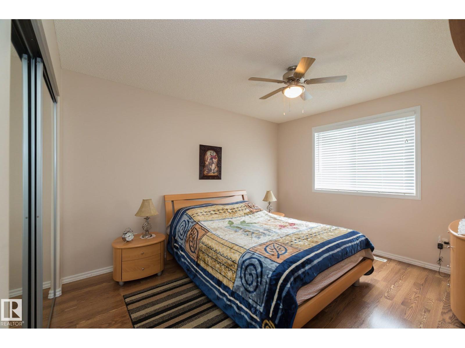 243 HILLIARD GREEN GR NW, Edmonton