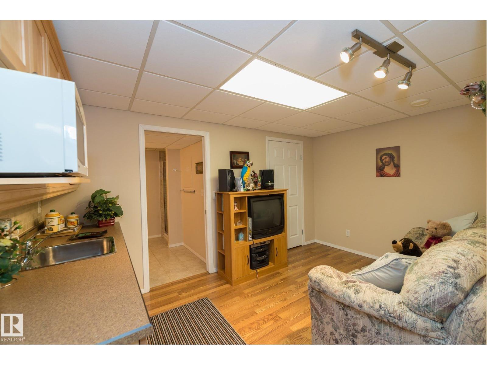 243 HILLIARD GREEN GR NW, Edmonton