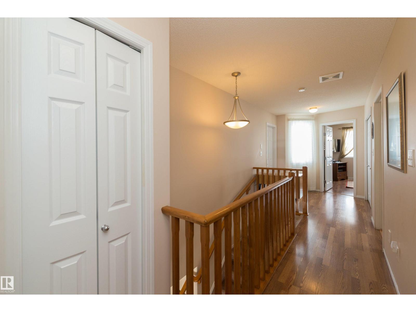 243 HILLIARD GREEN GR NW, Edmonton