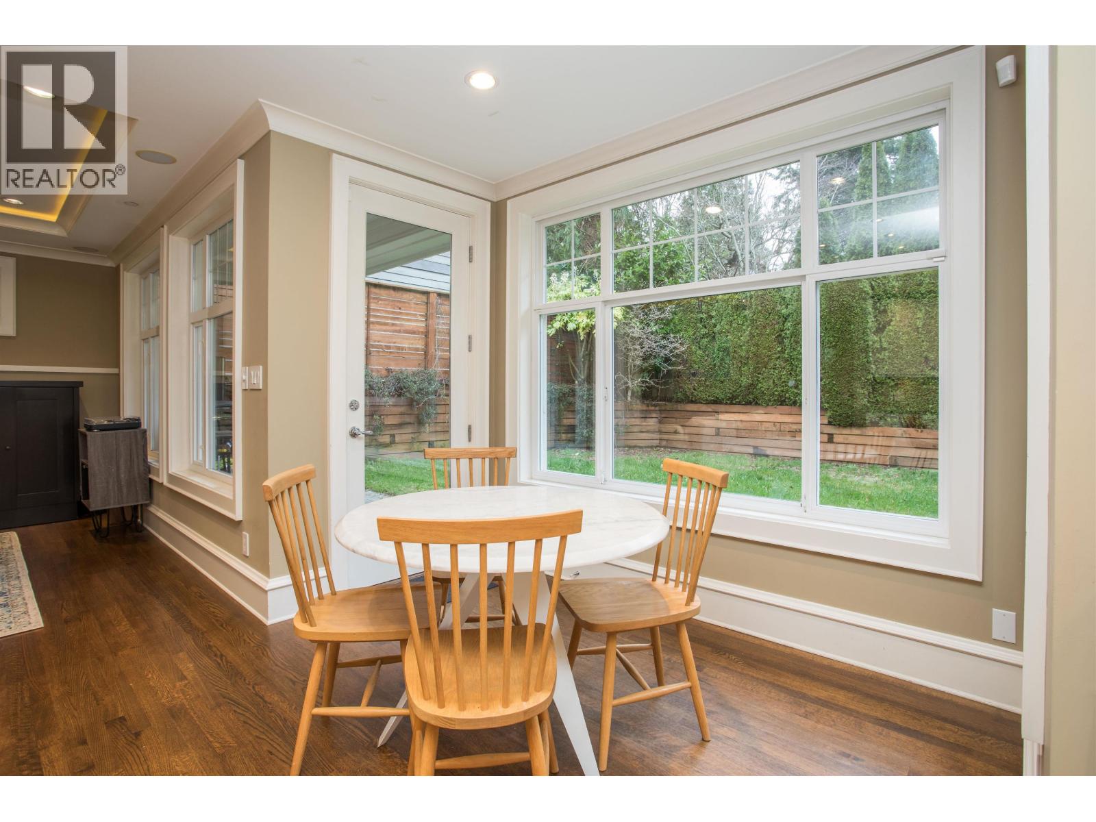 6417 PITT STREET, West Vancouver