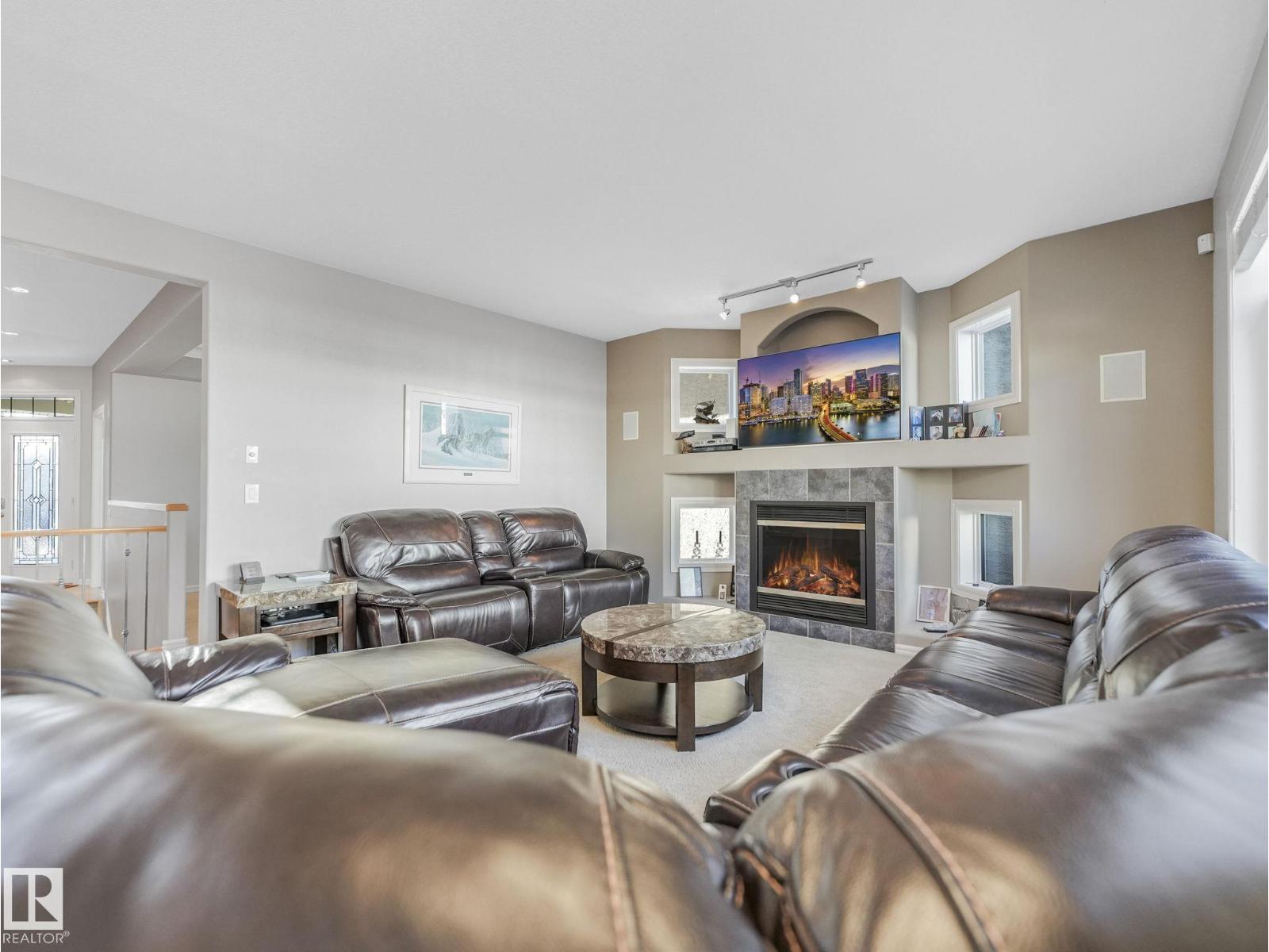 707 Hollingsworth GR NW - Image 3