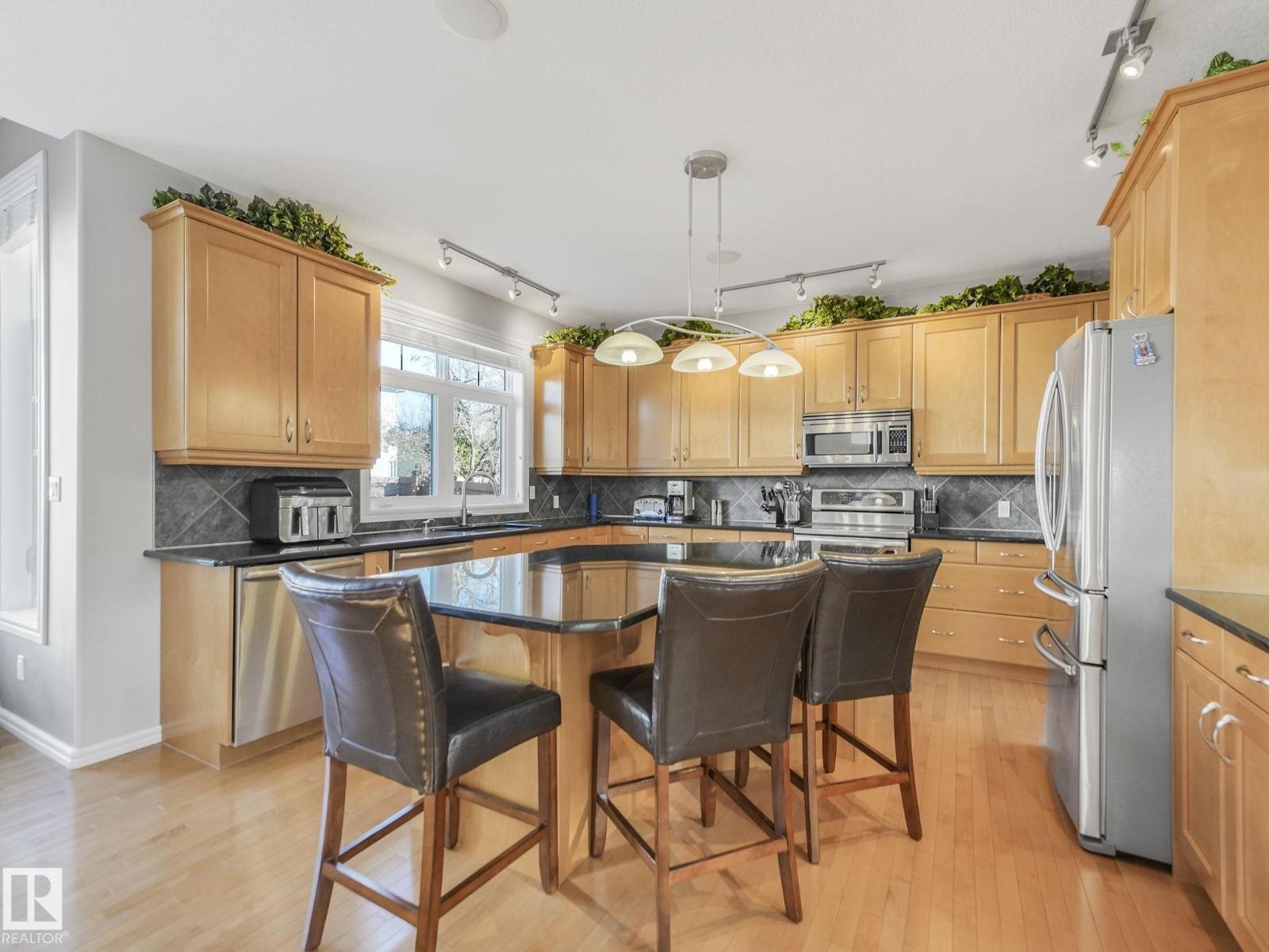 707 Hollingsworth GR NW - 9