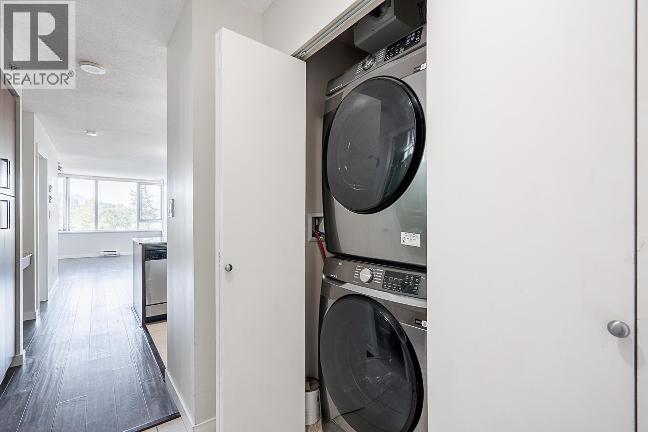 1207 9868 CAMERON STREET — photo 2