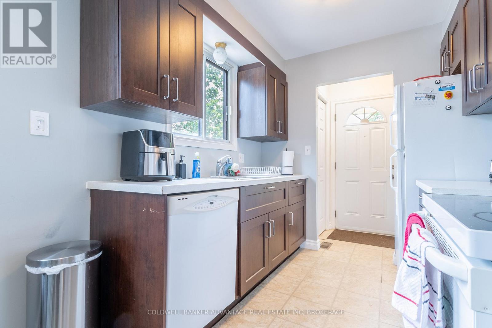 141 LINWELL ROAD - 11