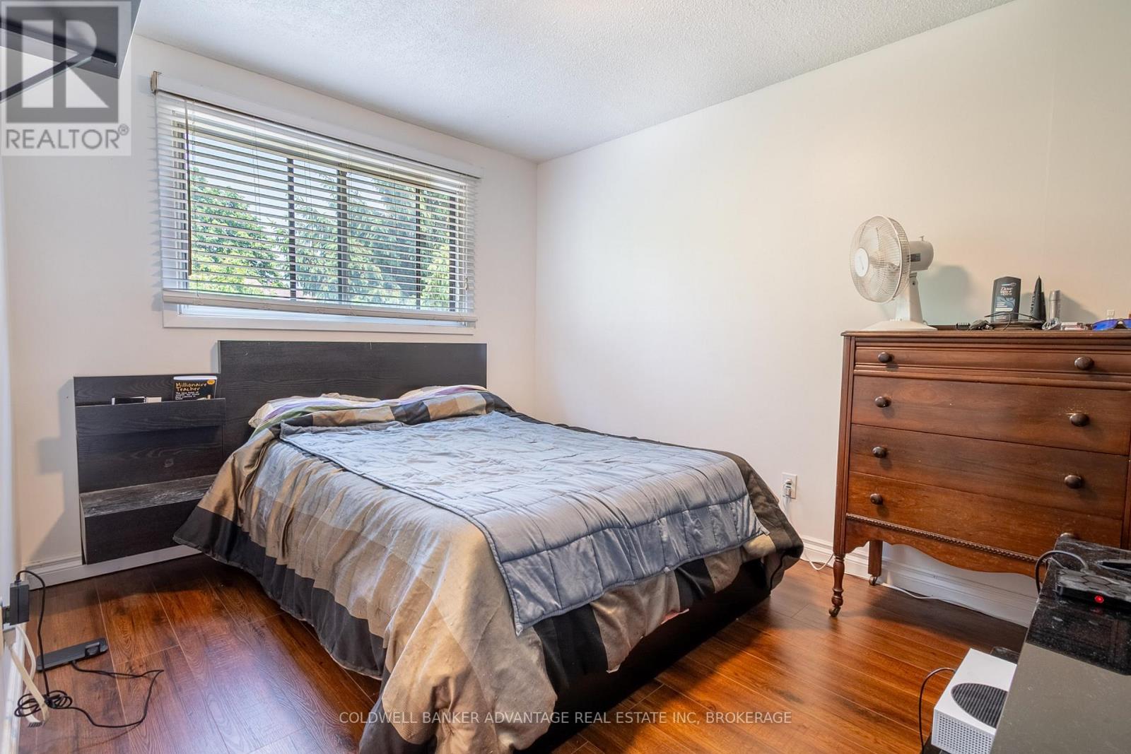 141 LINWELL ROAD - 17