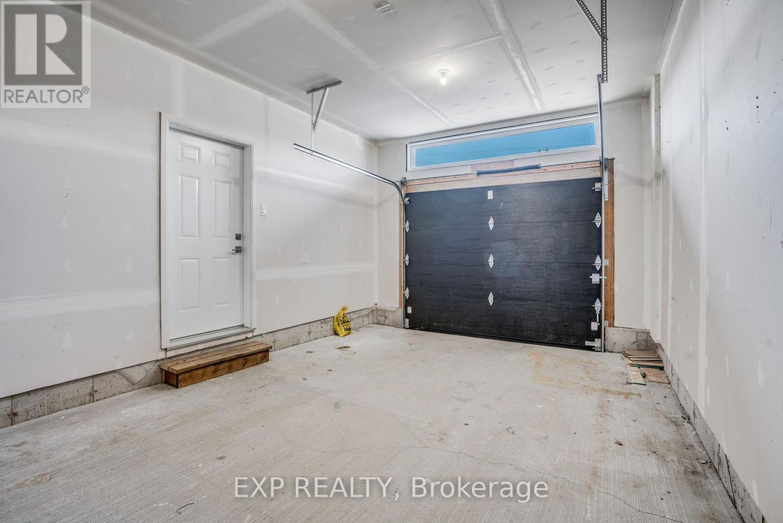 211 MABEL ROAD - 28