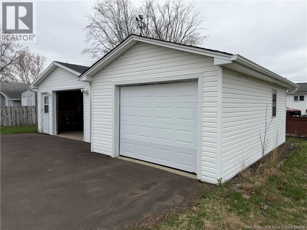 196 Waverley Avenue - 2
