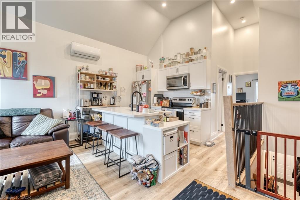 64 OXFORD Street Unit# Upper, Hamilton, Ontario, L8R2X1 — Photo 8