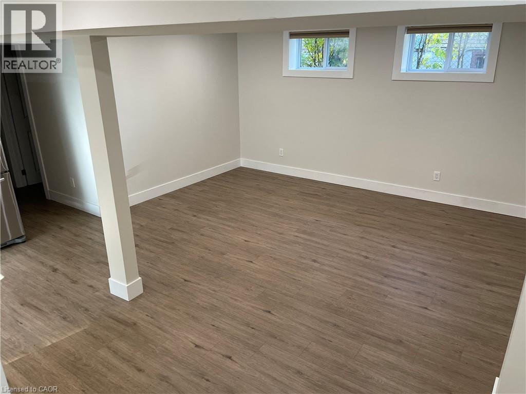 8 ALDERNEY Avenue Unit# 2, Hamilton, Ontario, L9A2A5 — Photo 4