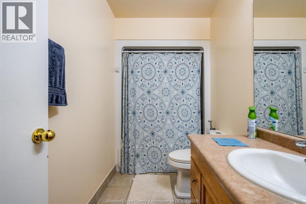4244 Showdown AVENUE, Windsor, Ontario, N9G3B1 — Photo 13