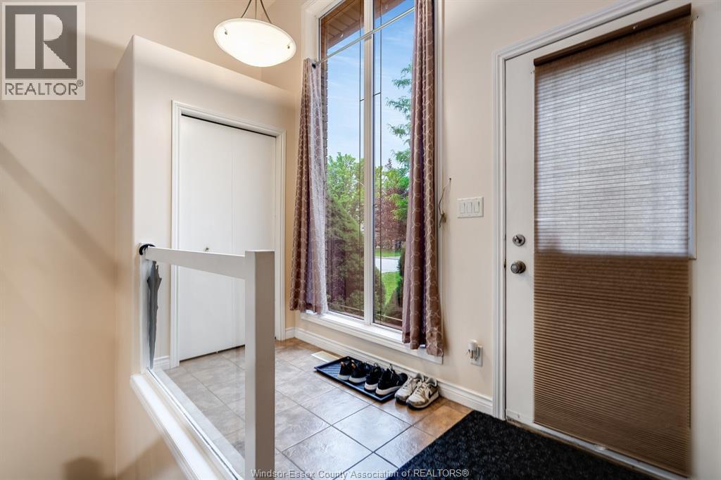 4244 Showdown AVENUE, Windsor, Ontario, N9G3B1 — Photo 3