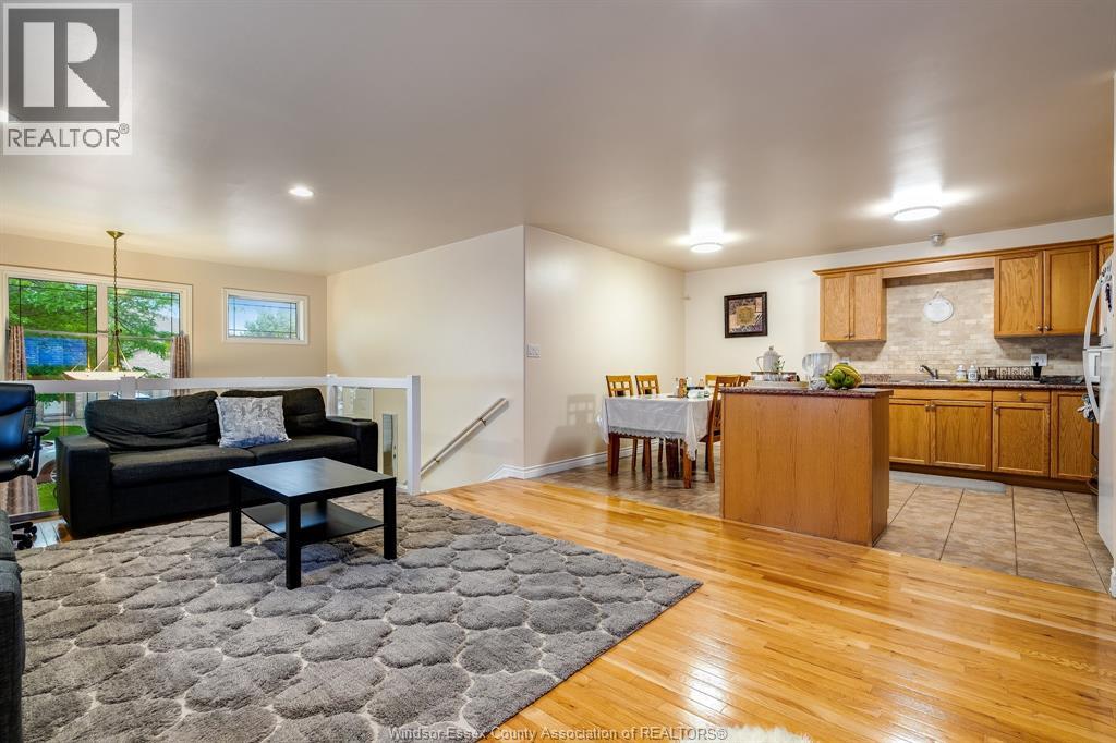 4244 Showdown AVENUE, Windsor, Ontario, N9G3B1 — Photo 6