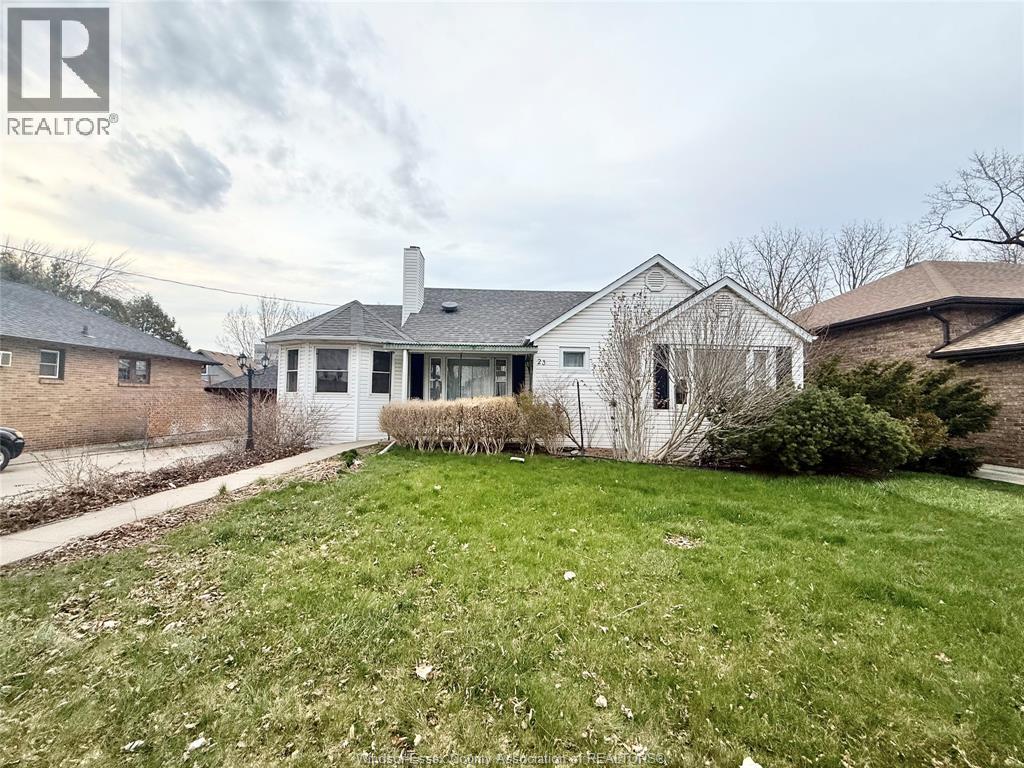 23 MARLBOROUGH STREET East, Leamington, Ontario, N8H1W5 — Photo 2