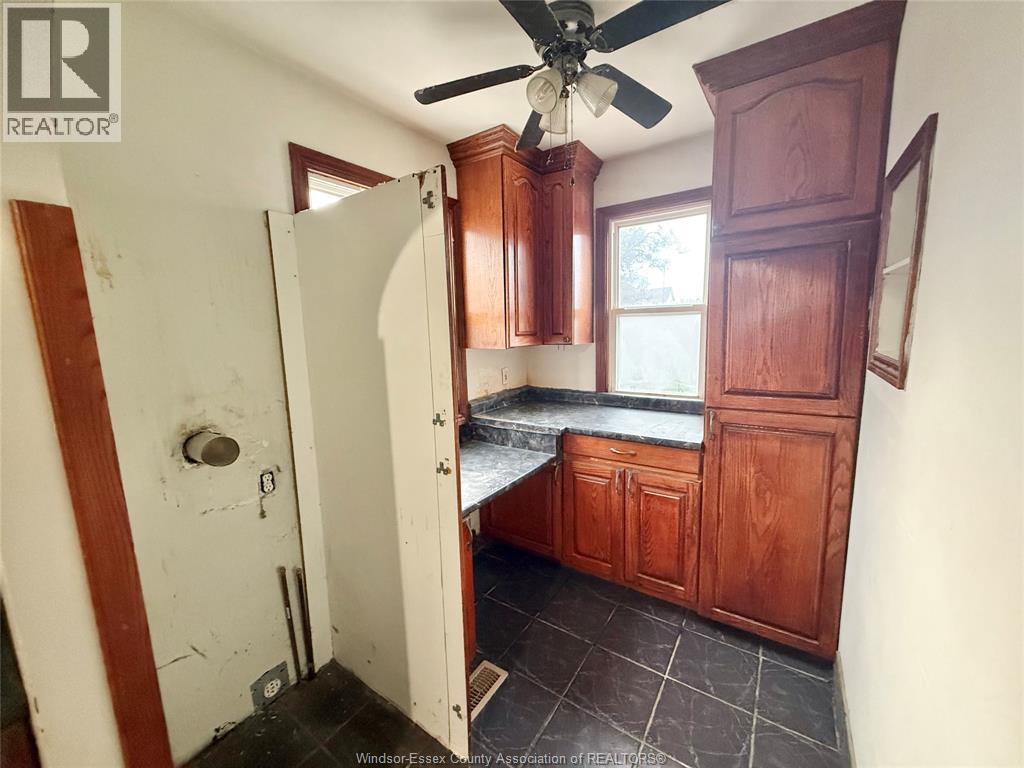 23 MARLBOROUGH STREET East, Leamington, Ontario, N8H1W5 — Photo 10
