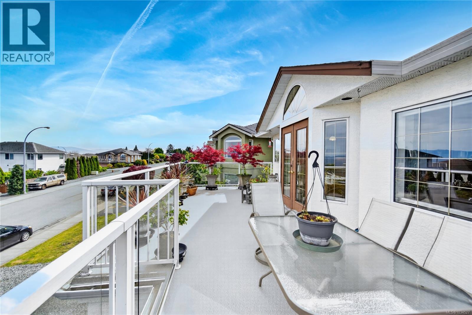 6379 Groveland Dr - 38