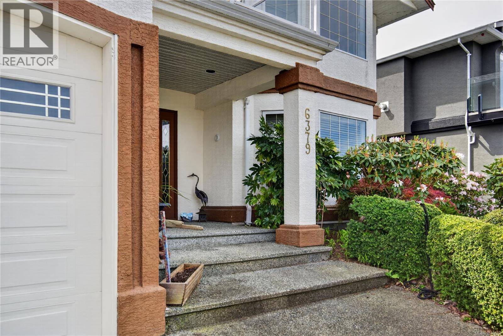 6379 Groveland Dr - 10