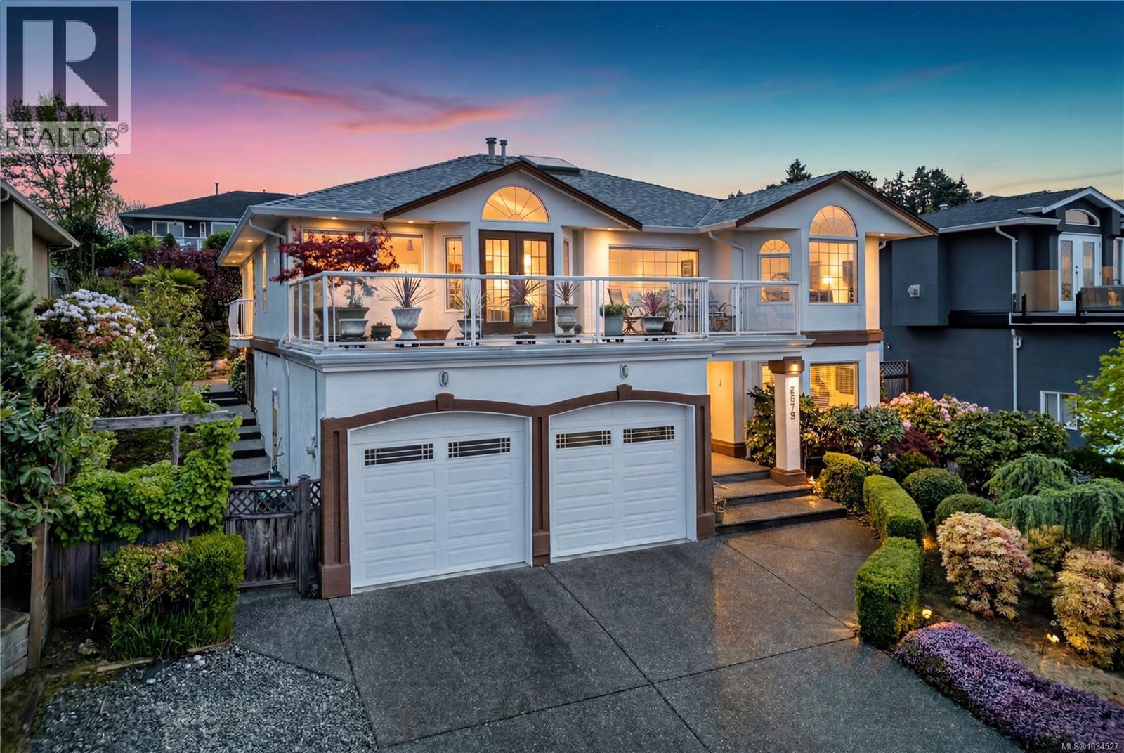 6379 Groveland Dr - 6