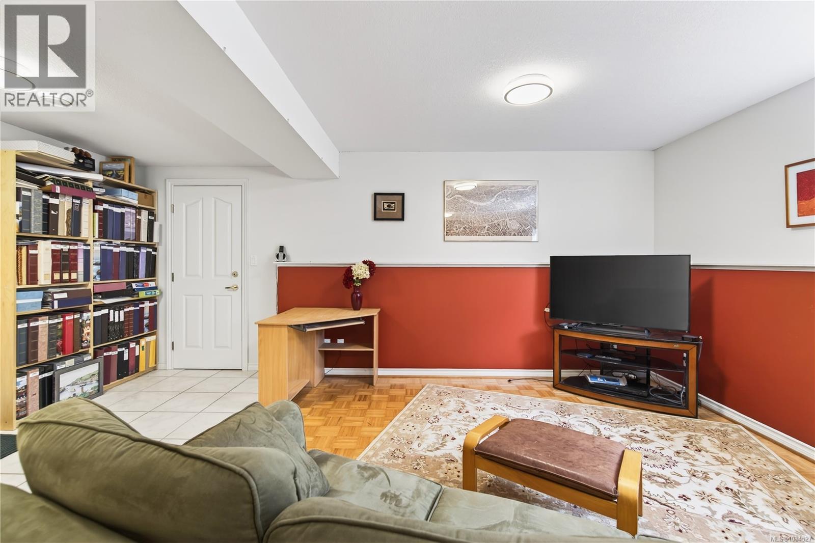 6379 Groveland Dr - 75