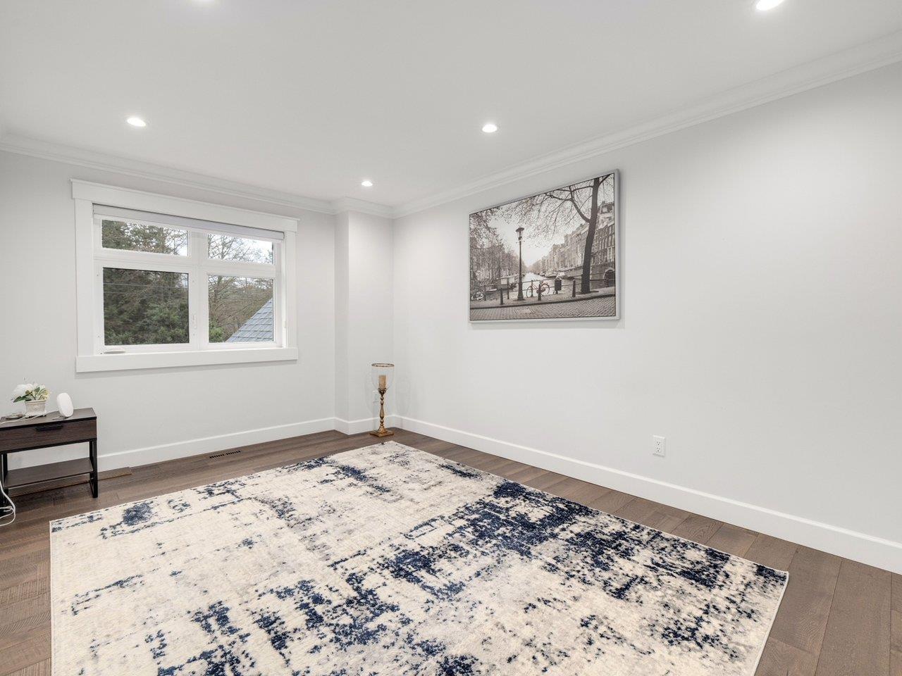 13330 20 AVENUE, Surrey