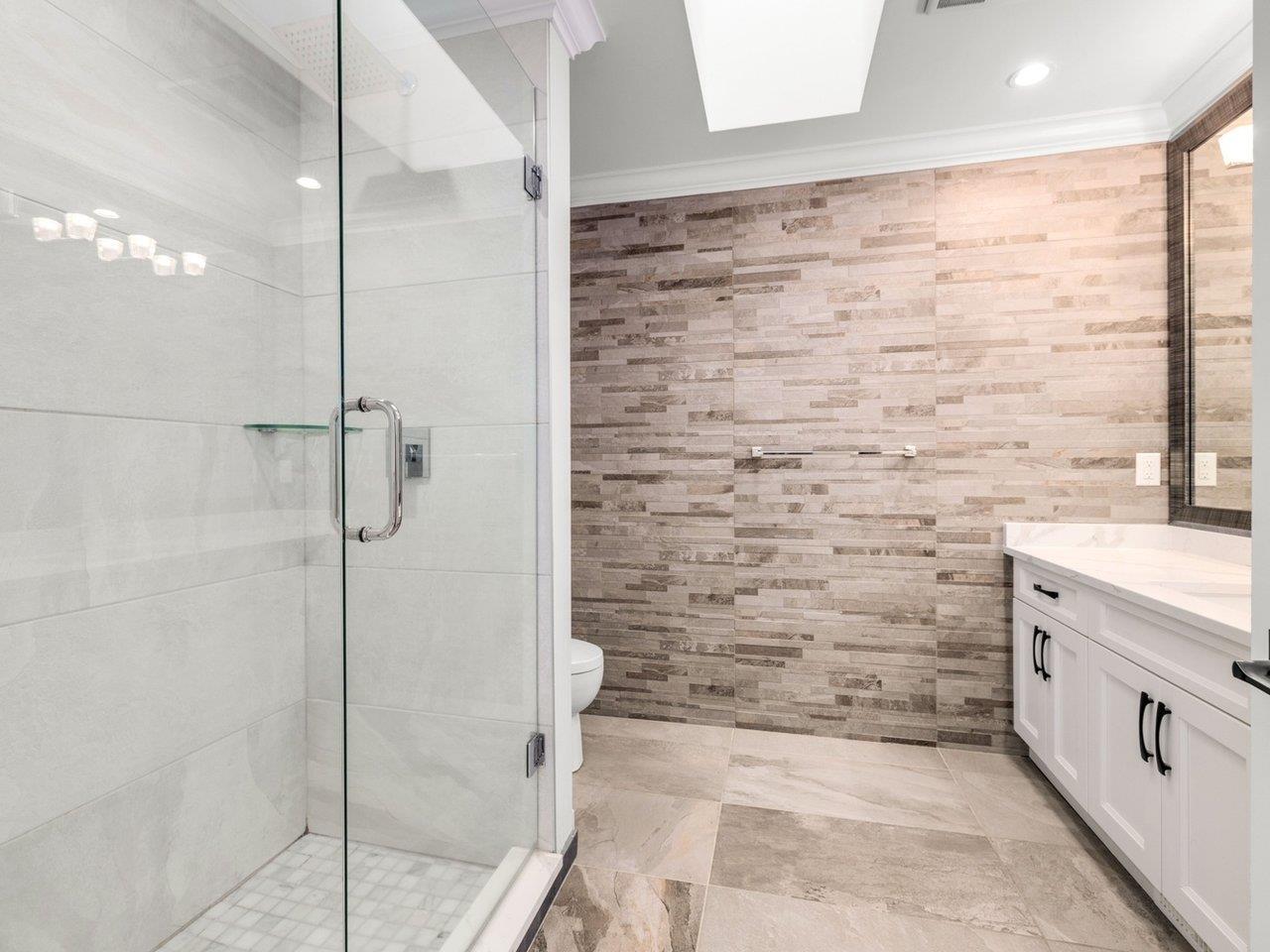13330 20 AVENUE, Surrey