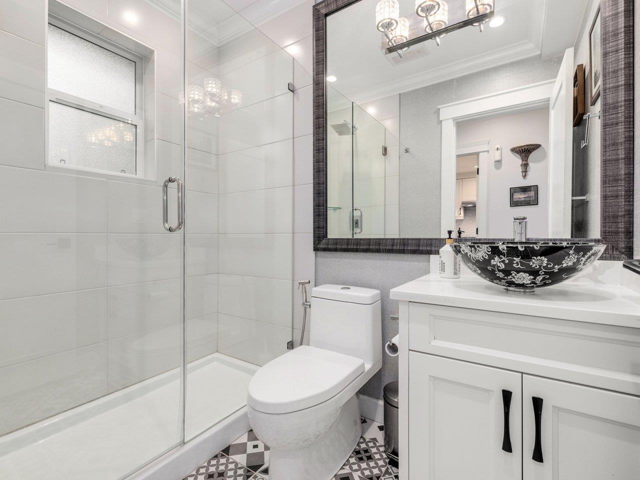 13330 20 AVENUE, Surrey