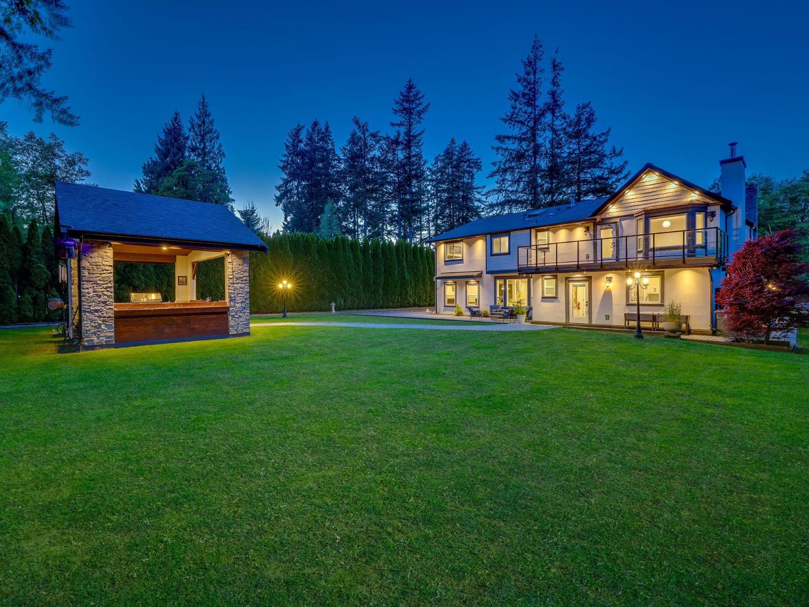 13330 20 AVENUE, Surrey