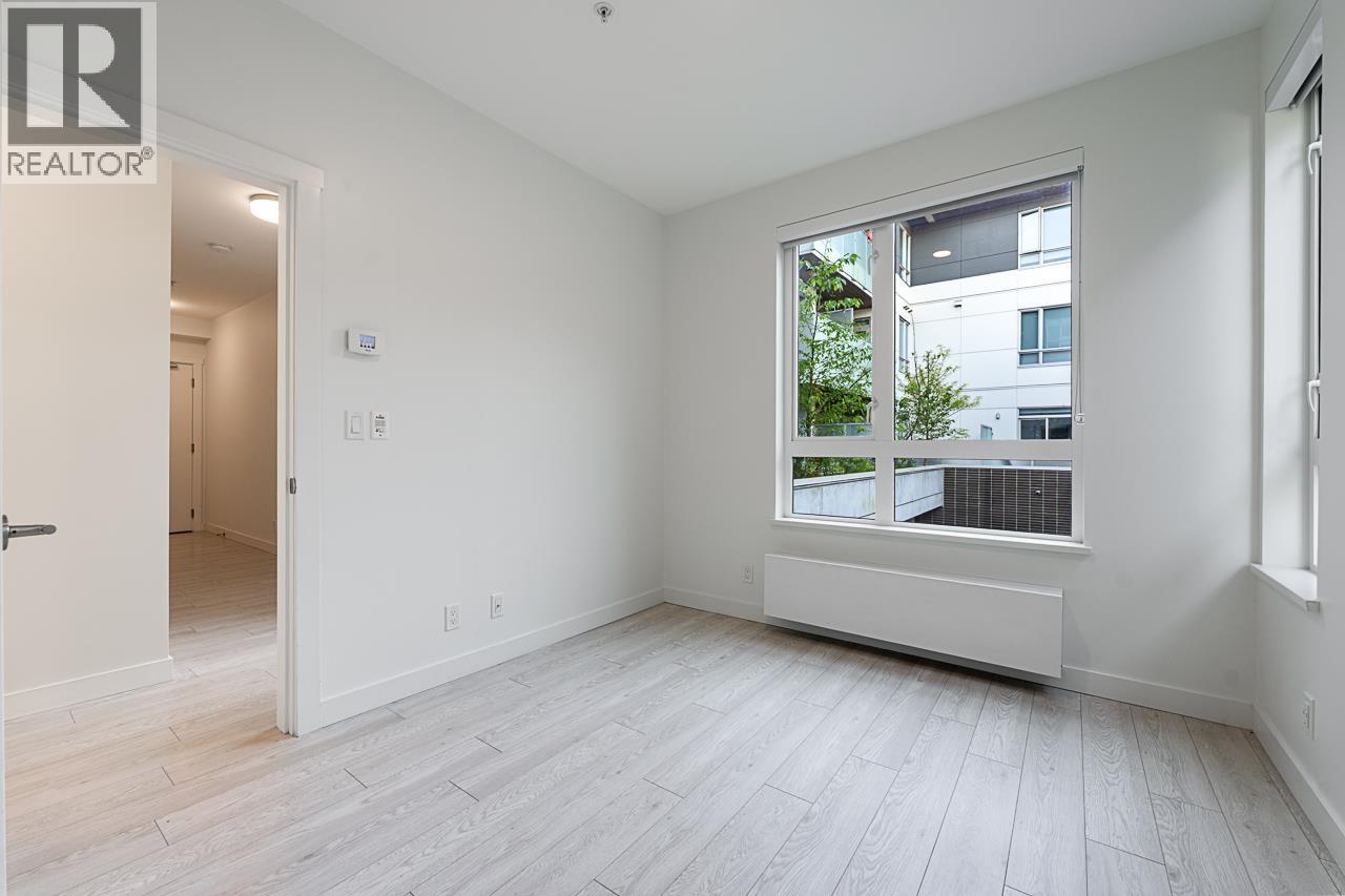 204 711 W 14TH STREET, North Vancouver