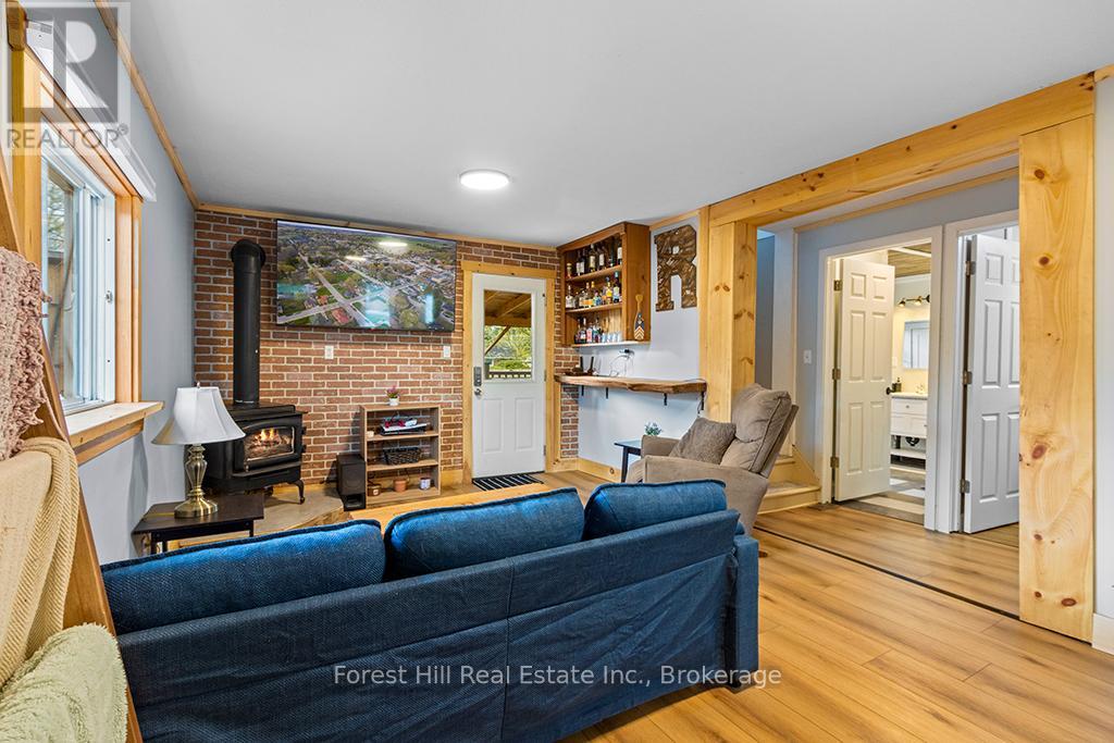 66 3RD STREET SW - 6