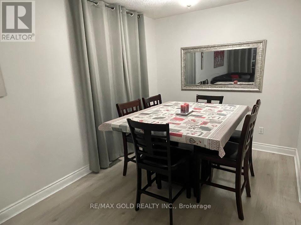 53 DUNCAN AVENUE - 5