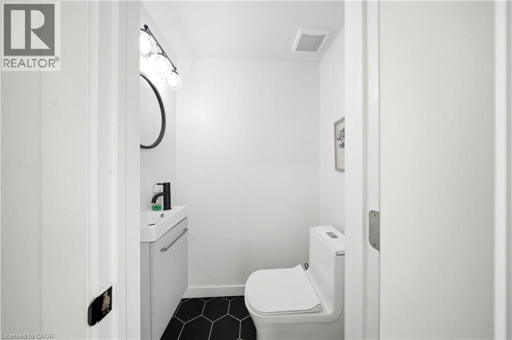 200 MADISON Avenue S, Kitchener, Ontario, N2G3M8 — Photo 16