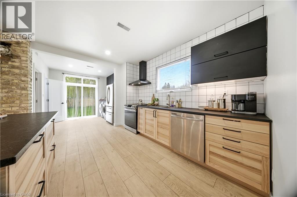 200 MADISON Avenue S, Kitchener, Ontario, N2G3M8 — Photo 12