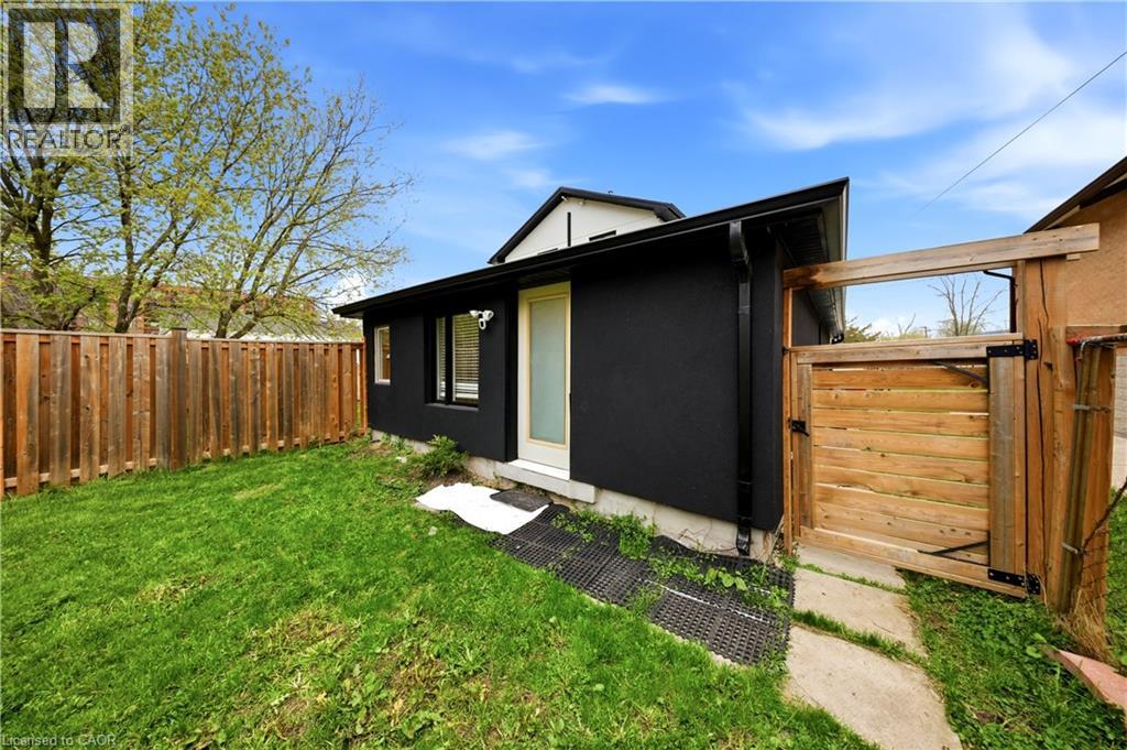 200 MADISON Avenue S, Kitchener, Ontario, N2G3M8 — Photo 32