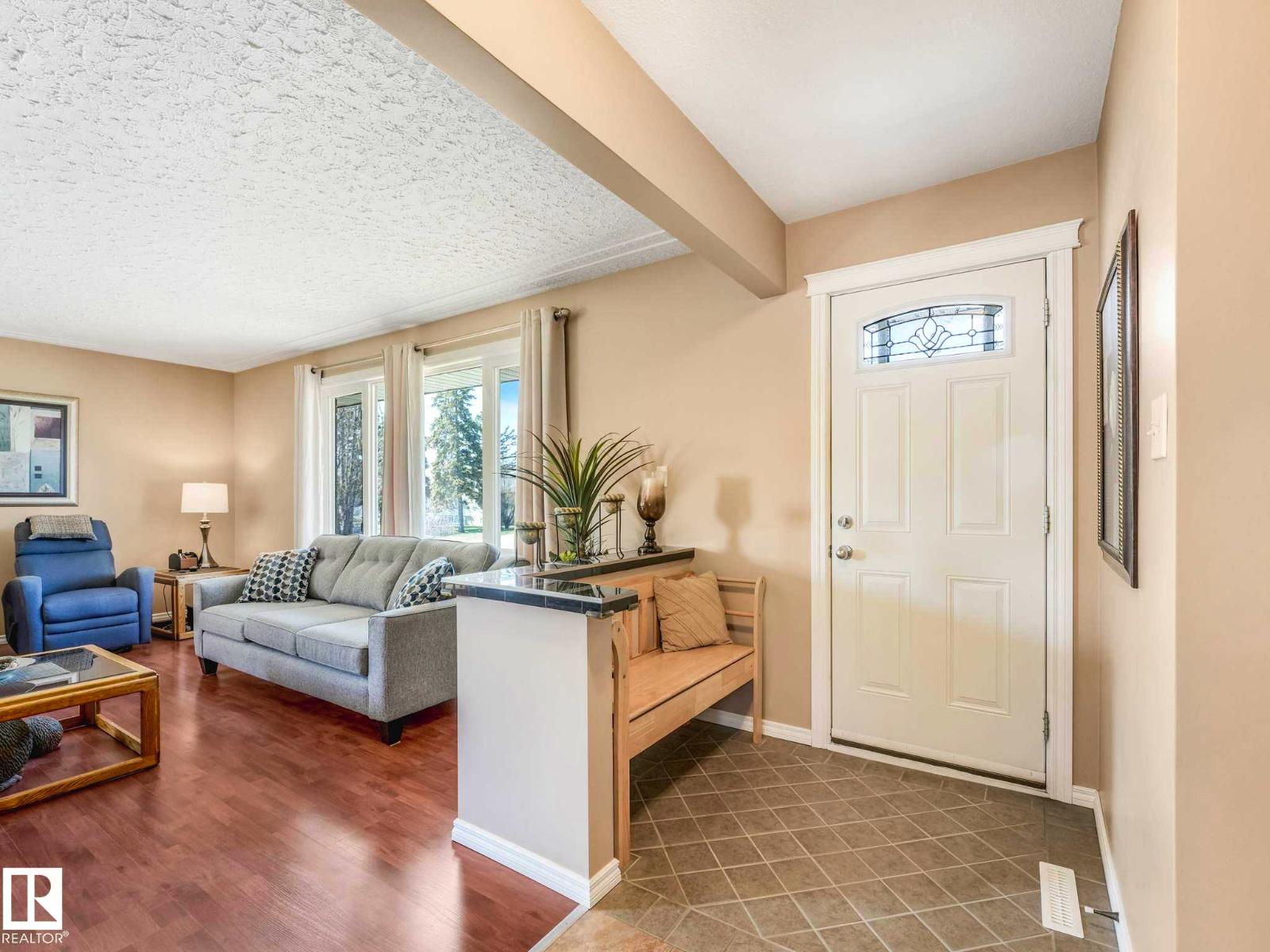 12715 95 ST NW, Edmonton