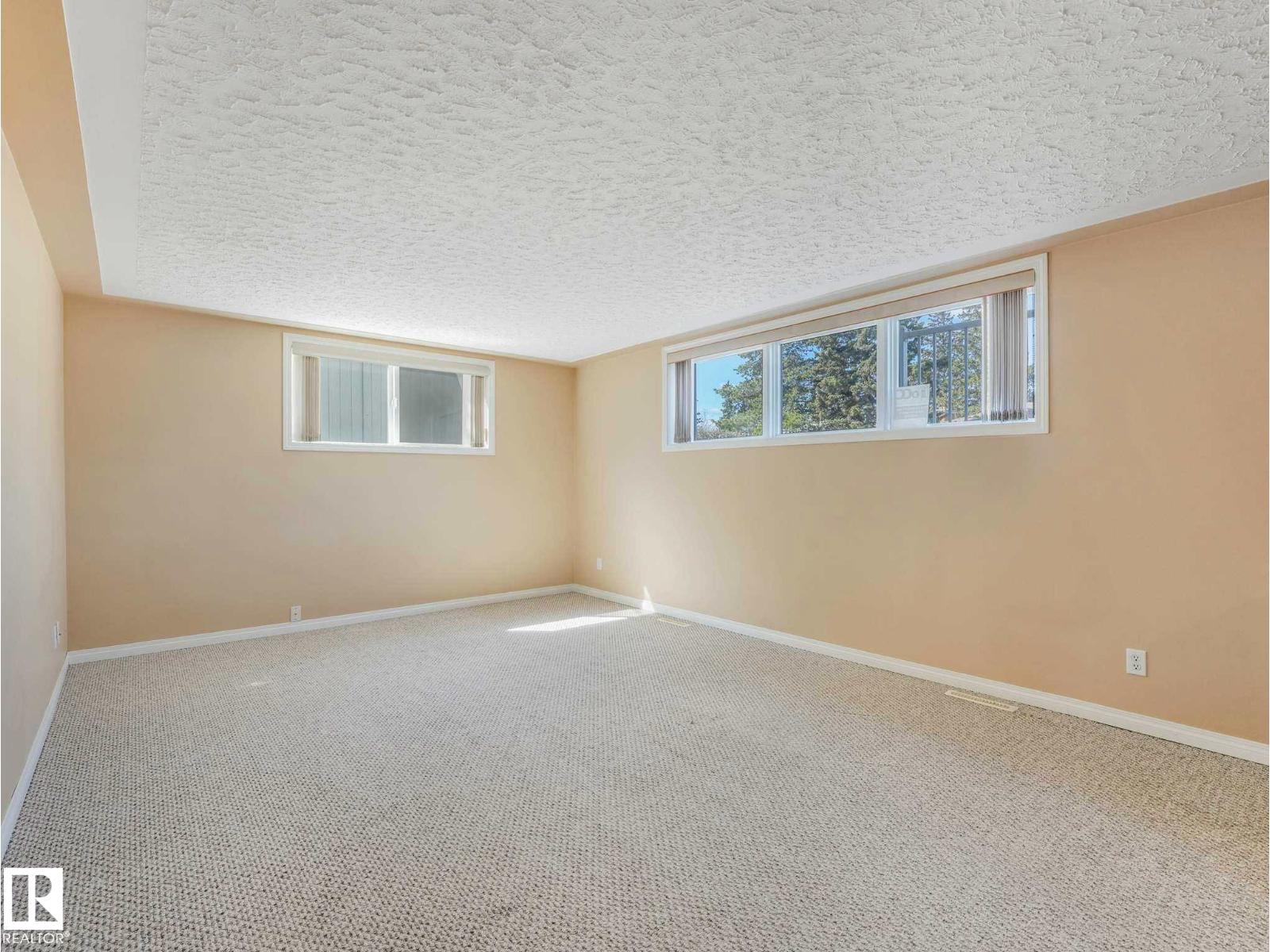 12715 95 ST NW, Edmonton