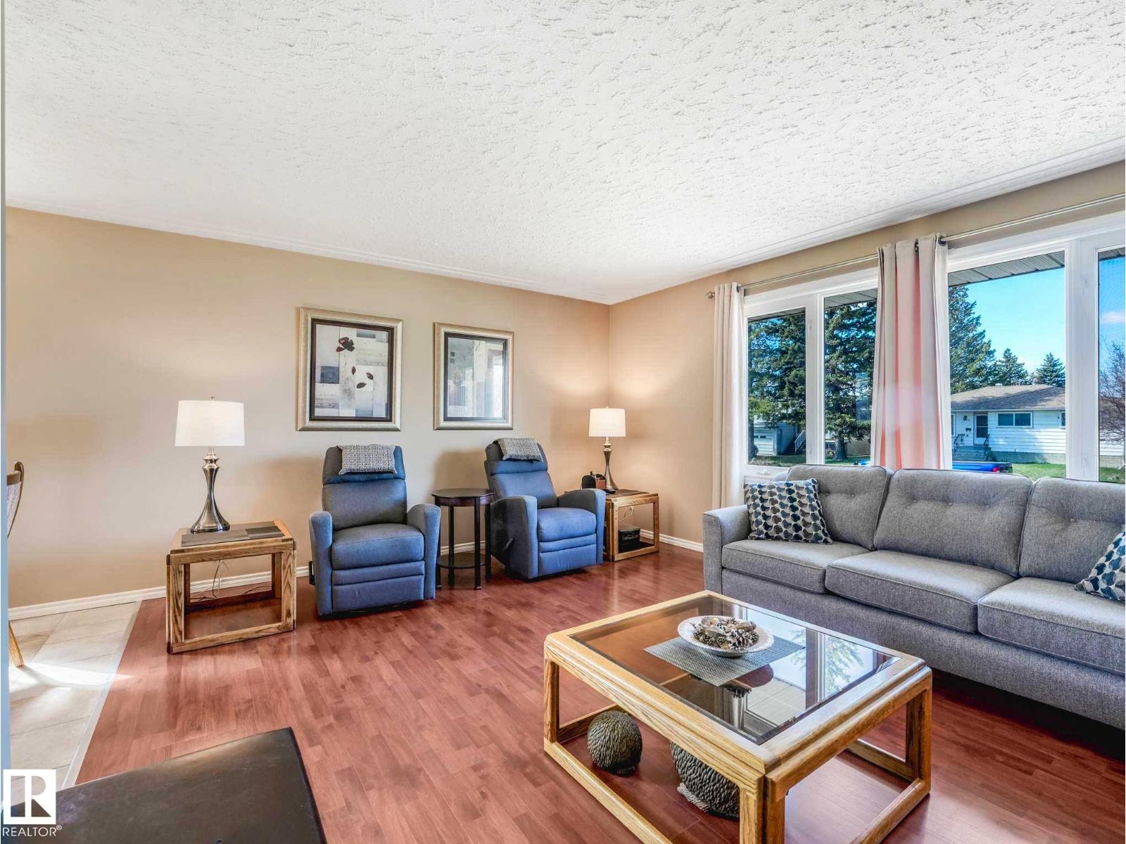 12715 95 ST NW, Edmonton