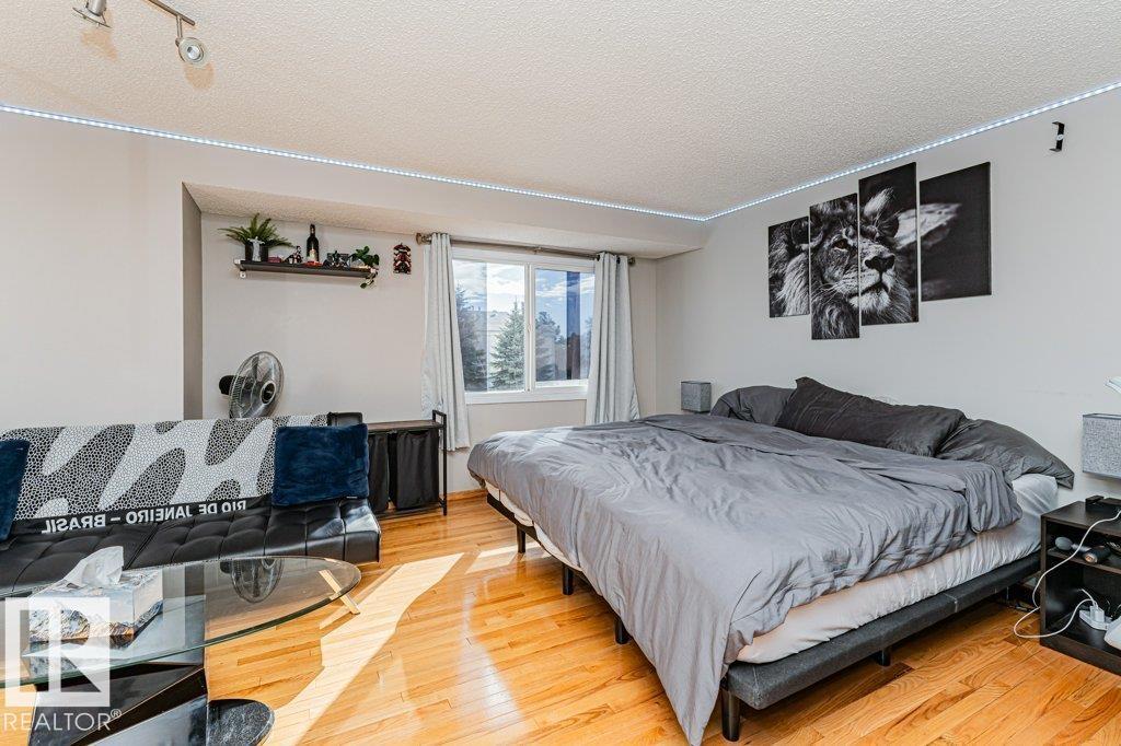 14678 54 ST NW, Edmonton