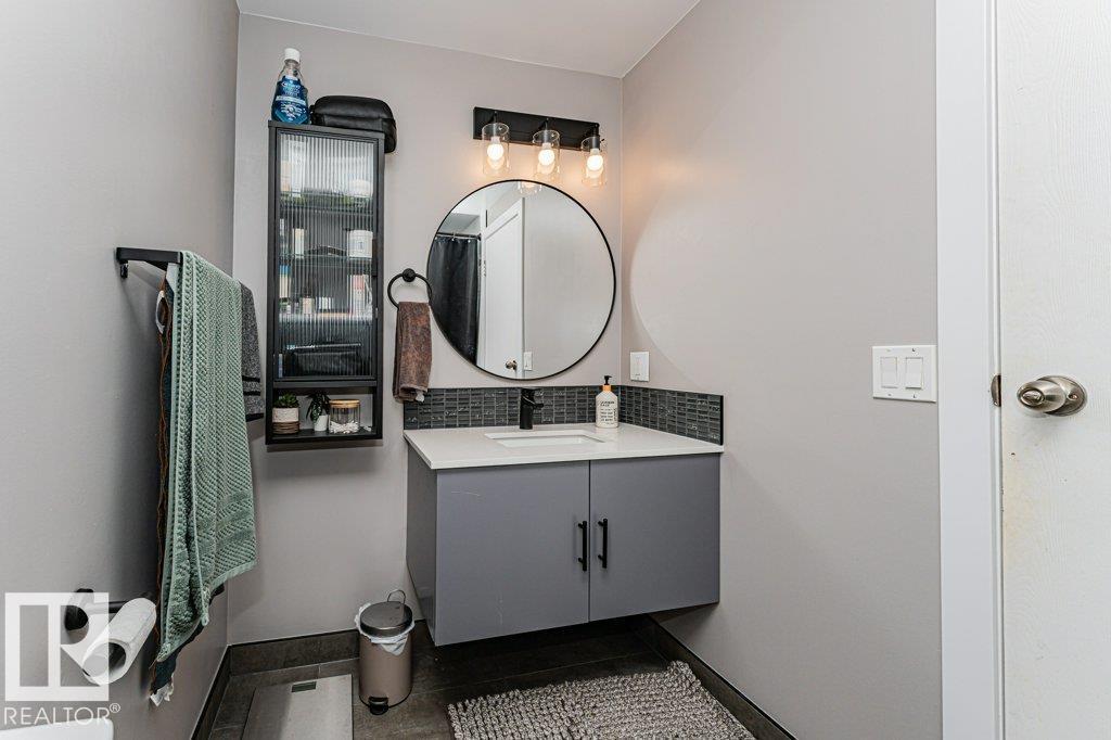 14678 54 ST NW, Edmonton