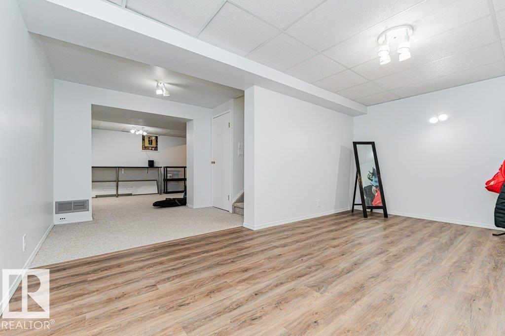 14678 54 ST NW, Edmonton