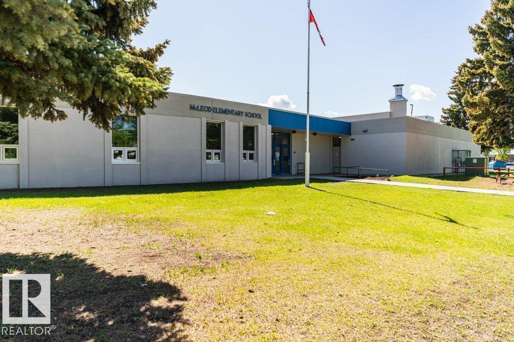 14678 54 ST NW, Edmonton