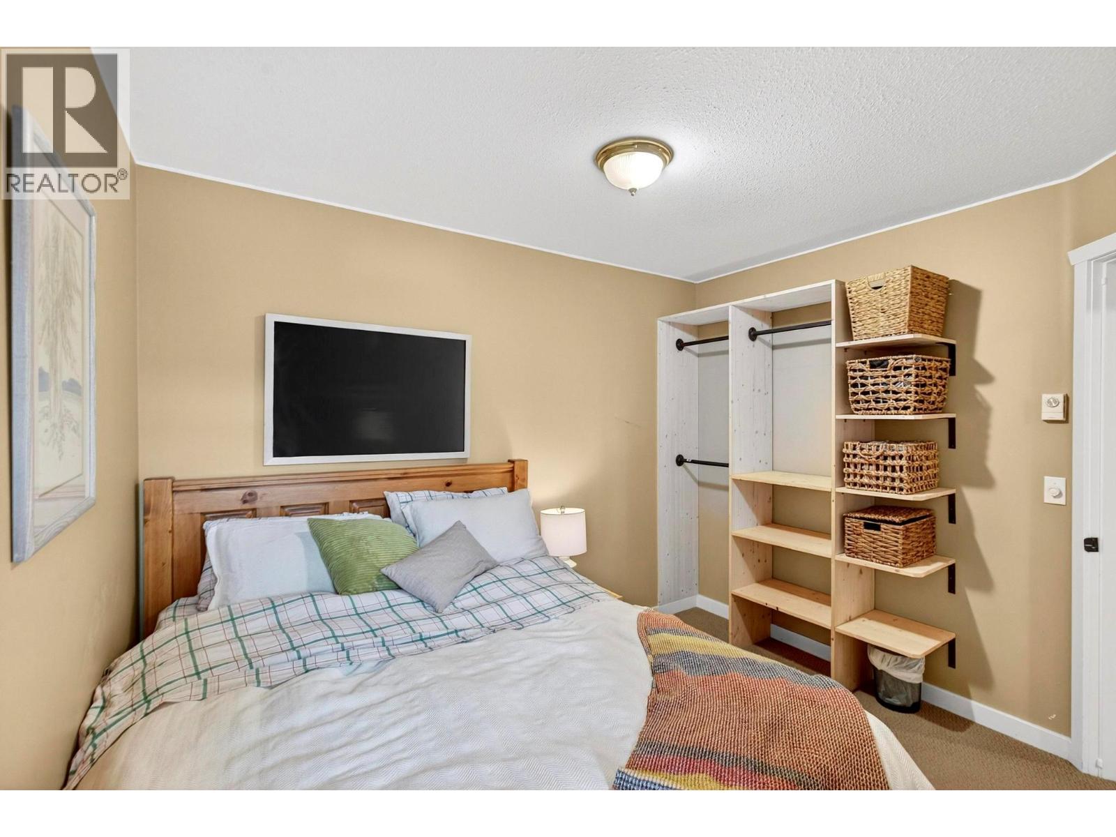 7375 Porcupine Road Unit# 104, Big White