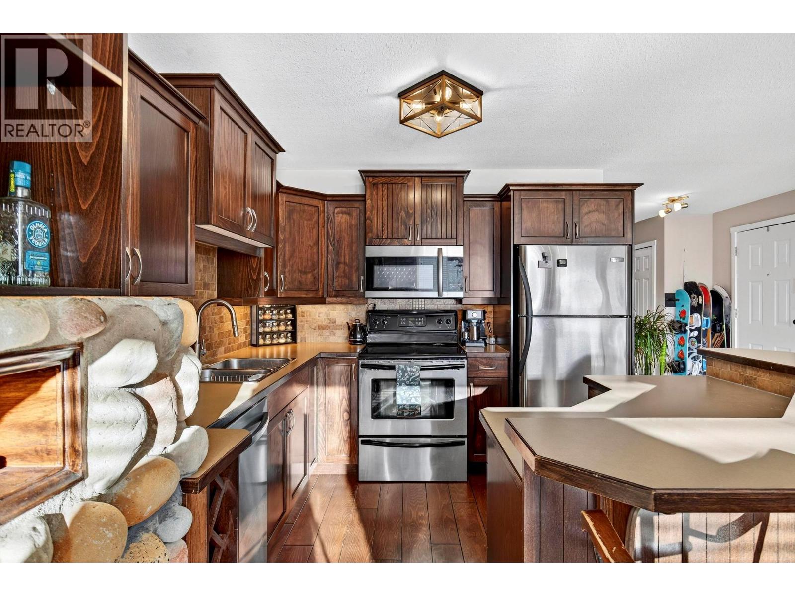 7375 Porcupine Road Unit# 104, Big White