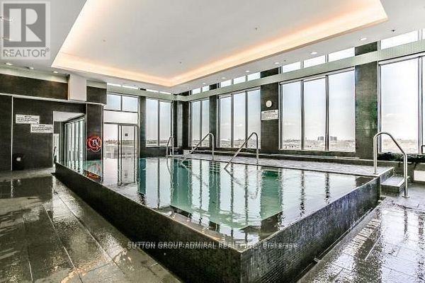 #703E 555 WILSON AVENUE - 21