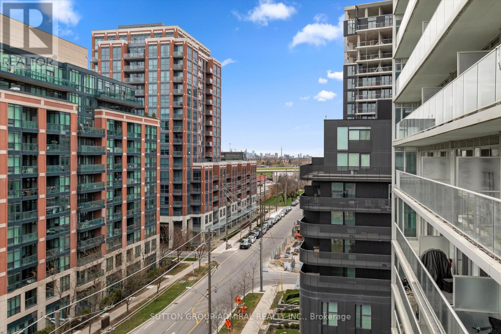 #703E 555 WILSON AVENUE - 15