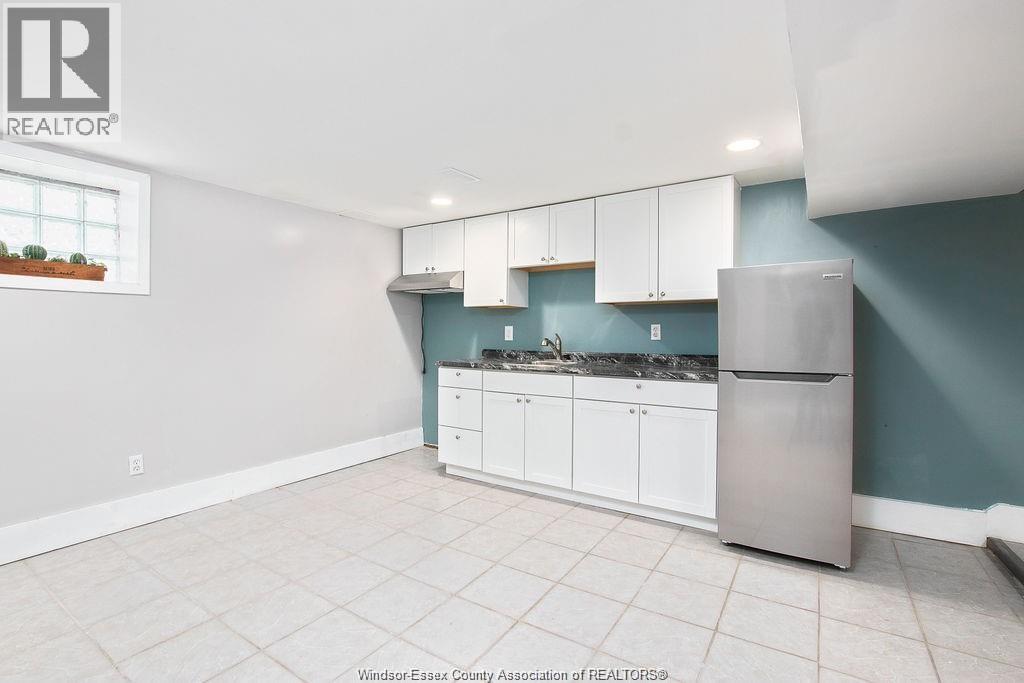 1623-25 DROUILLARD Unit# LOWER, Windsor, Ontario, N8Y2S4 — Photo 3