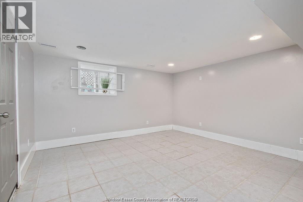 1623-25 DROUILLARD Unit# LOWER, Windsor, Ontario, N8Y2S4 — Photo 4