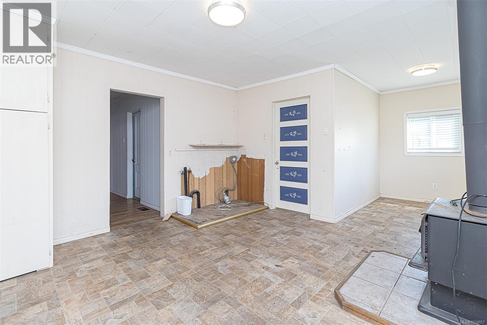 9892 Maple St - 16