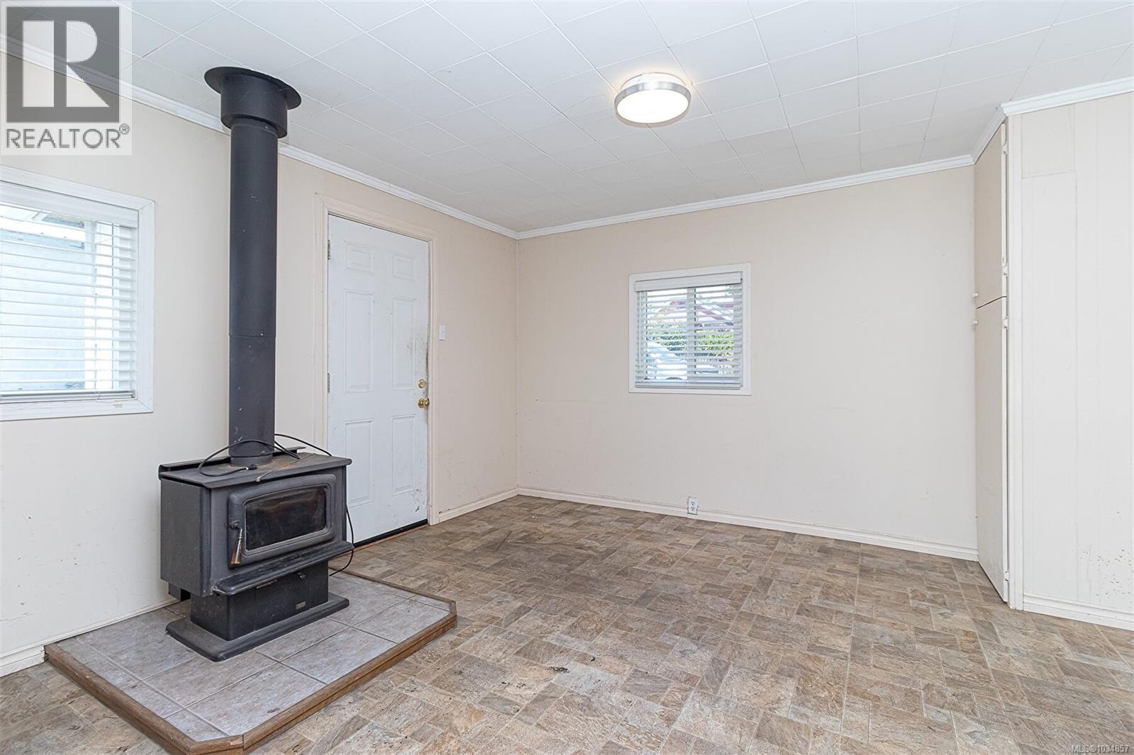 9892 Maple St - 18
